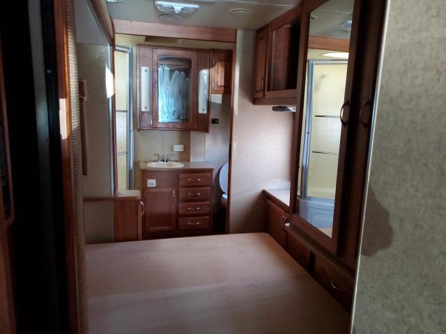 Photo 6 from auction – 2008 HOLI ADMIRAL with VIN 1F6NF53Y870A02272