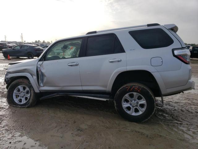 Photo 2 from auction – 2021 TOYOTA 4RUNNER SR with VIN JTEMU5JR6M5901927
