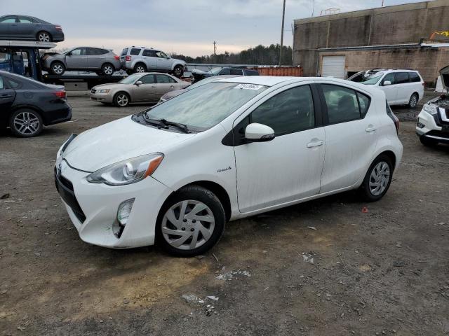 TOYOTA PRIUS C 2015 with VIN JTDKDTB36F1576426 - Photo from auction