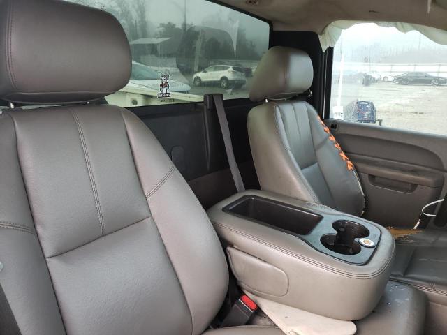 Photo 10 from auction – 2010 CHEVROLET SILVERADO with VIN 1GCPCPEX6AZ133038