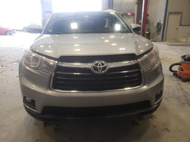 Photo 5 from auction – 2015 TOYOTA HIGHLANDER with VIN 5TDJKRFH4FS139344