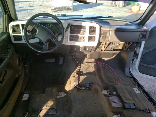 Photo 8 from auction – 2005 GMC NEW SIERRA with VIN 2GTEC13T951122408