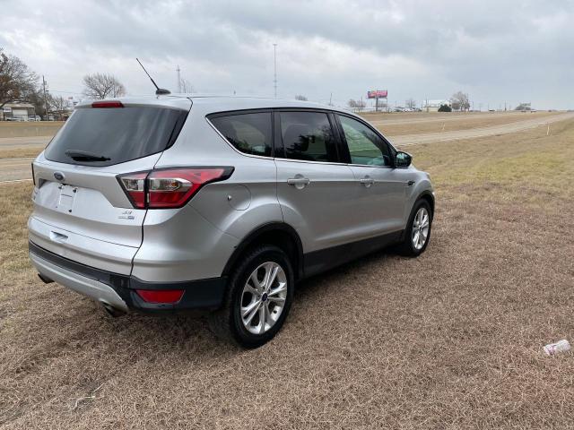 Photo 4 from auction – 2017 FORD ESCAPE SE with VIN 1FMCU9G98HUB67118