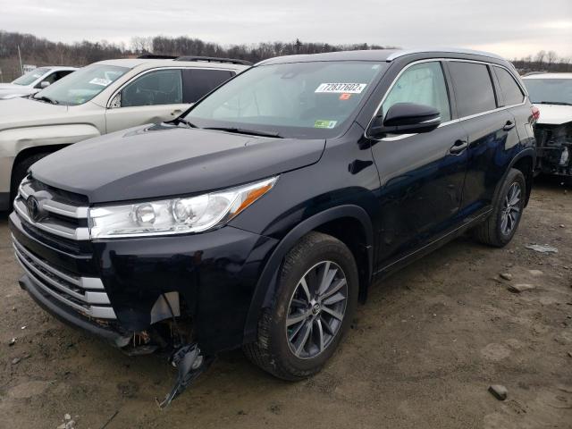 TOYOTA HIGHLANDER 2018 with VIN 5TDJZRFH1JS555713 - Photo from auction