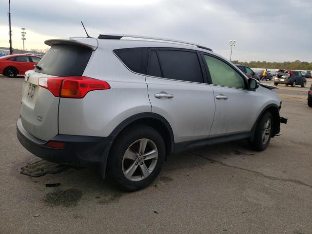 Photo 3 from auction – 2015 TOYOTA RAV4 XLE with VIN JTMRFREVXFD101532