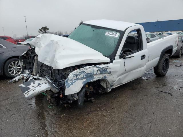 CHEVROLET SILVERADO 2005 with VIN 1GCHK24275E323914 - Photo from auction