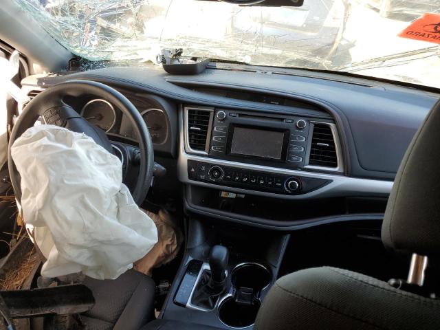 Photo 8 from auction – 2017 TOYOTA HIGHLANDER with VIN 5TDZARFH7HS031566
