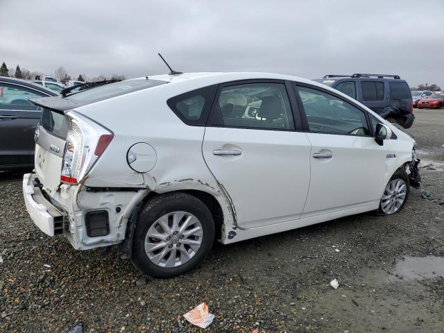 Photo 3 from auction – 2014 TOYOTA PRIUS PLUG with VIN JTDKN3DP3E3052232