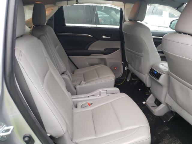 Photo 11 from auction – 2016 TOYOTA HIGHLANDER with VIN 5TDDKRFH7GS288684