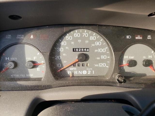 Photo 9 from auction – 2002 MERCURY GRAND MARQ with VIN 2MEFM75W82X665185