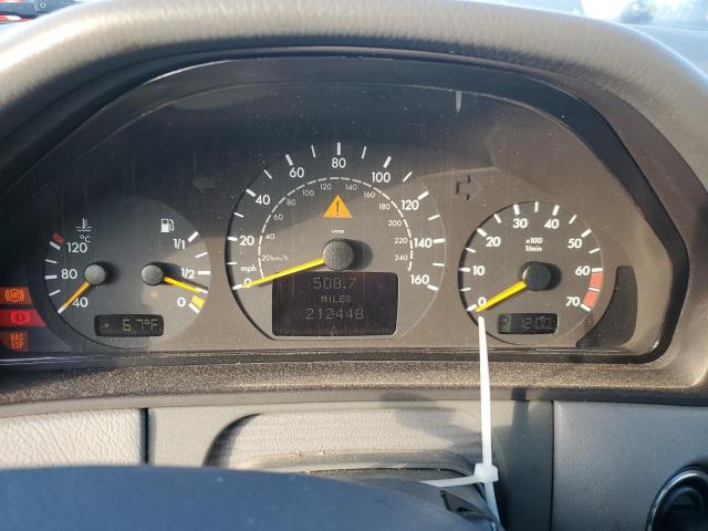 Photo 9 from auction – 2002 MERCEDES-BENZ E 320 with VIN WDBJF65J12B454738