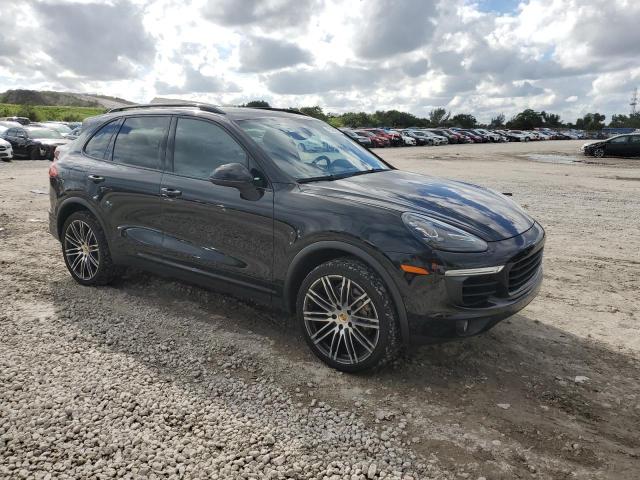 Photo 4 from auction – 2016 PORSCHE CAYENNE S with VIN WP1AB2A29GLA96910