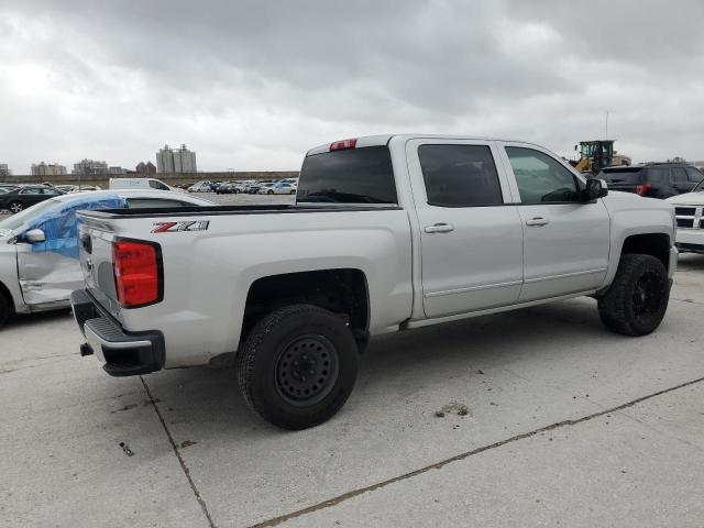 Zdjęcie 3 z aukcji – 2018 CHEVROLET SILVERADO z VIN 3GCUKREC8JG215979