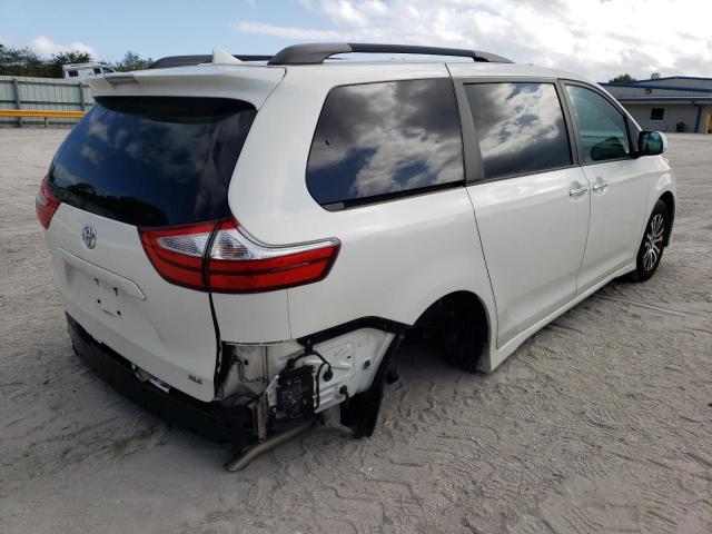 Photo 3 from auction – 2018 TOYOTA SIENNA XLE with VIN 5TDYZ3DC4JS921814