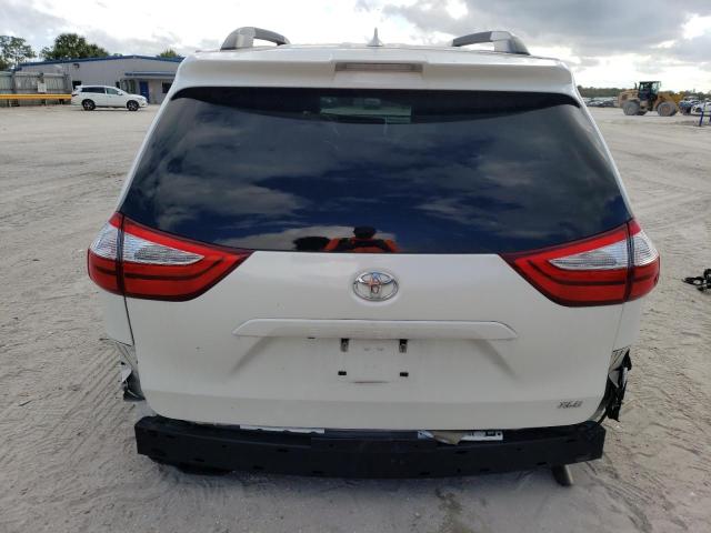 Photo 6 from auction – 2018 TOYOTA SIENNA XLE with VIN 5TDYZ3DC4JS921814