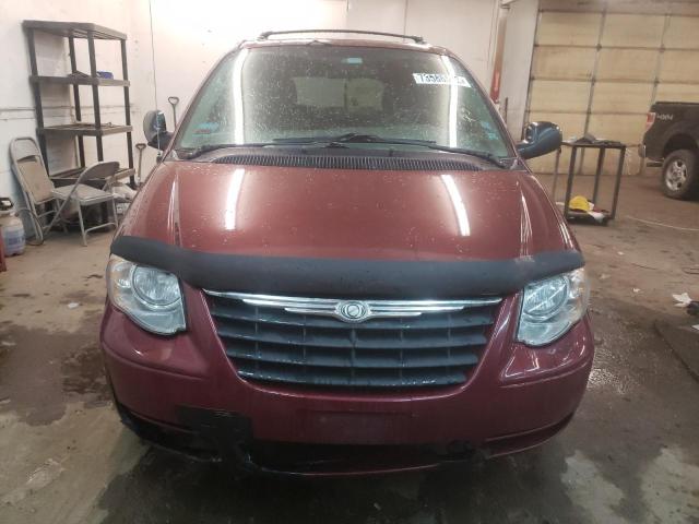 Photo 5 from auction – 2007 CHRYSLER TOWN & COU with VIN 2A4GP54L97R125682