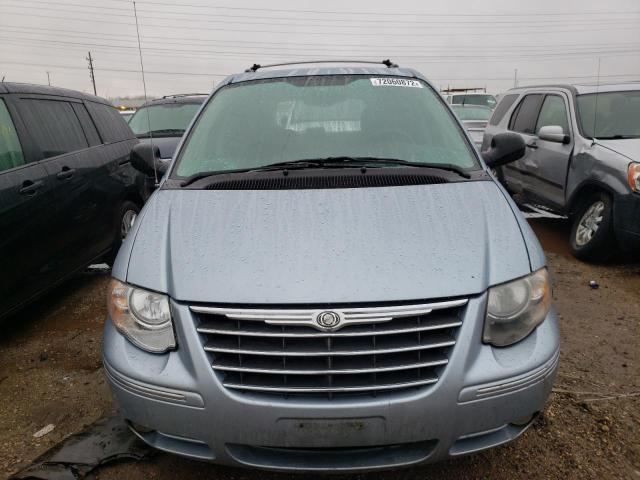 Photo 5 from auction – 2005 CHRYSLER TOWN & COU with VIN 2C8GP64L65R421900