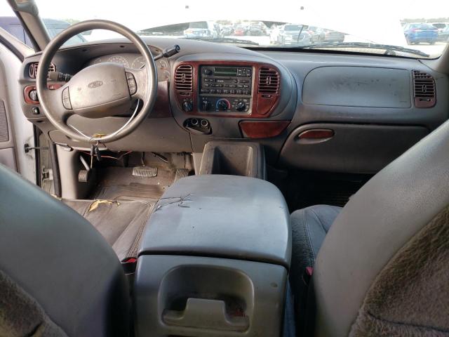 Photo 8 from auction – 2000 FORD EXPEDITION with VIN 1FMPU16L8YLA75299