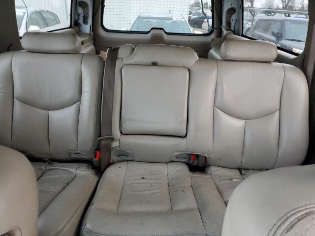 Photo 10 from auction – 2003 CHEVROLET SUBURBAN C with VIN 3GNEC16T73G240271