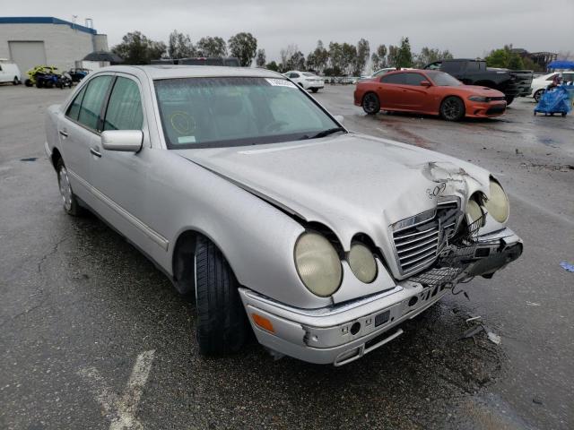Photo 4 from auction – 1997 MERCEDES-BENZ E 320 with VIN WDBJF55FXVA442426
