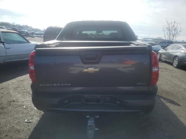 Photo 6 from auction – 2010 CHEVROLET AVALANCHE with VIN 3GNVKFE02AG267723