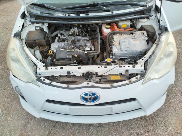 Photo 11 from auction – 2012 TOYOTA PRIUS C with VIN JTDKDTB33C1518057