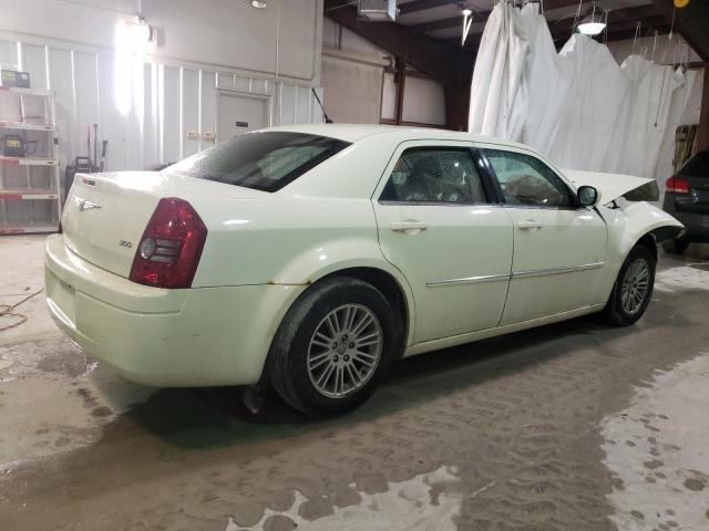 Photo 3 from auction – 2008 CHRYSLER 300 LX with VIN 2C3LA43R68H132199