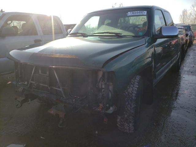 CHEVROLET SILVERADO 2000 with VIN 1GCEC19T1YZ152084 - Photo from auction