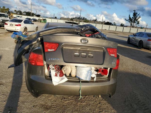Photo 6 from auction – 2010 KIA FORTE EX with VIN KNAFU4A21A5850971
