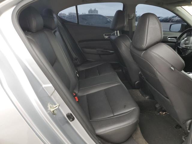 Photo 10 from auction – 2018 ACURA TLX with VIN 19UUB2F3XJA004921