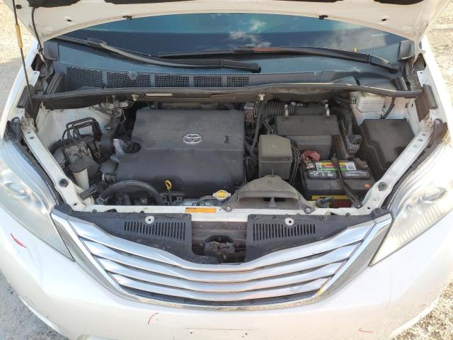 Photo 12 from auction – 2012 TOYOTA SIENNA XLE with VIN 5TDYK3DC8CS232415