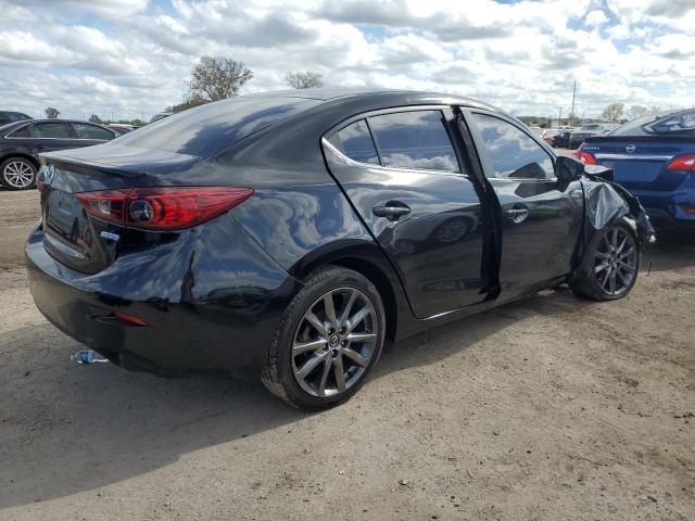Photo 3 from auction – 2018 MAZDA 3 TOURING with VIN 3MZBN1V39JM251386