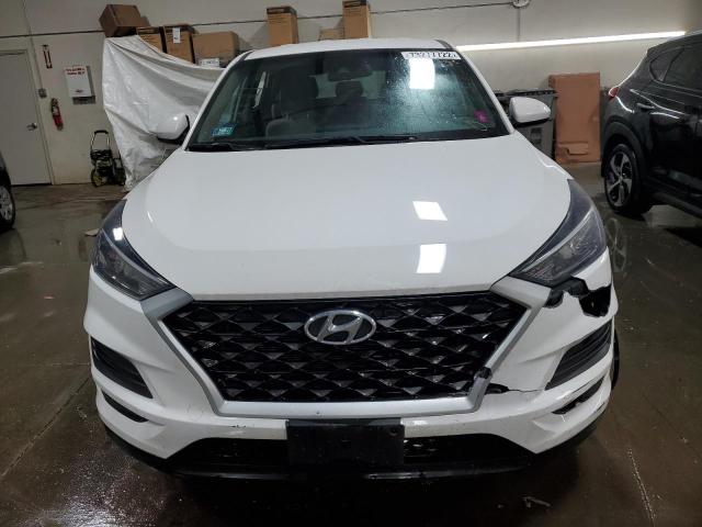 Photo 5 from auction – 2019 HYUNDAI TUCSON SE with VIN KM8J2CA49KU014889