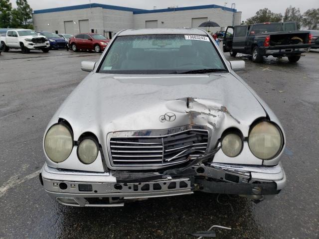 Photo 5 from auction – 1997 MERCEDES-BENZ E 320 with VIN WDBJF55FXVA442426