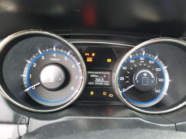 Photo 9 from auction – 2012 HYUNDAI SONATA SE with VIN 5NPEC4AC7CH411724