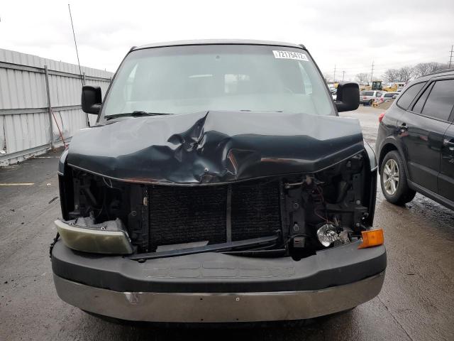 Photo 5 from auction – 2003 GMC SAVANA RV with VIN 1GDFH15TX31217528