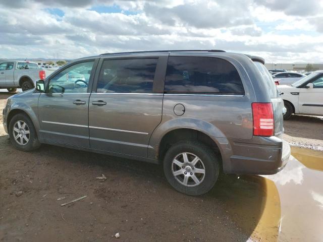 Photo 2 from auction – 2010 CHRYSLER TOWN & COU with VIN 2A4RR8D12AR398912