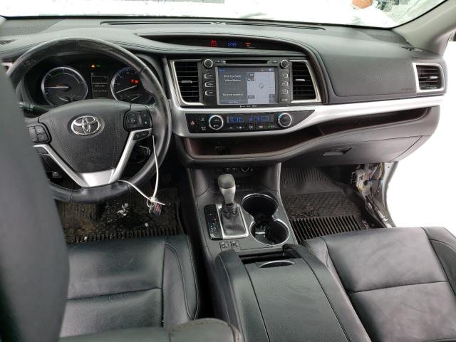 Photo 8 from auction – 2018 TOYOTA HIGHLANDER with VIN 5TDJGRFH7JS043881
