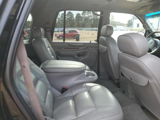 Photo 11 from auction – 2000 LINCOLN NAVIGATOR with VIN 5LMRU27A8YLJ15566