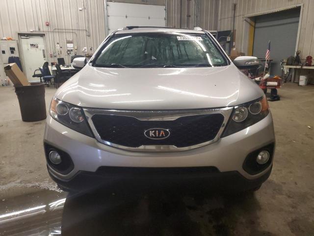Photo 5 from auction – 2013 KIA SORENTO LX with VIN 5XYKTCA60DG412598