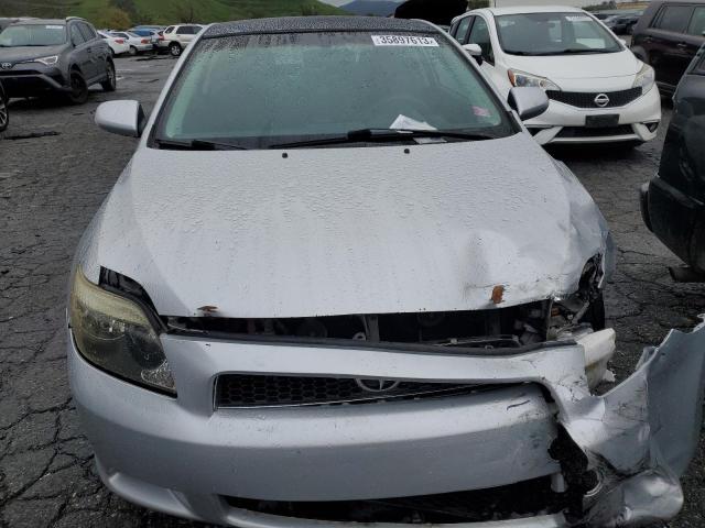 Photo 11 from auction – 2005 TOYOTA SCION TC with VIN JTKDE177150011469