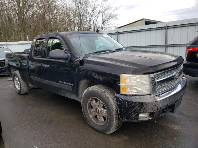 Photo 4 from auction – 2007 CHEVROLET SILVERADO with VIN 1GCEK19J47Z617196