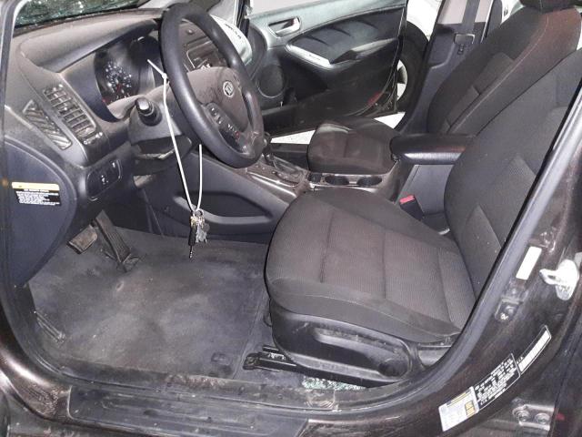 صورة رقم 7 من المزاد - 2017 KIA FORTE LX مع VIN 3KPFK4A71HE017724