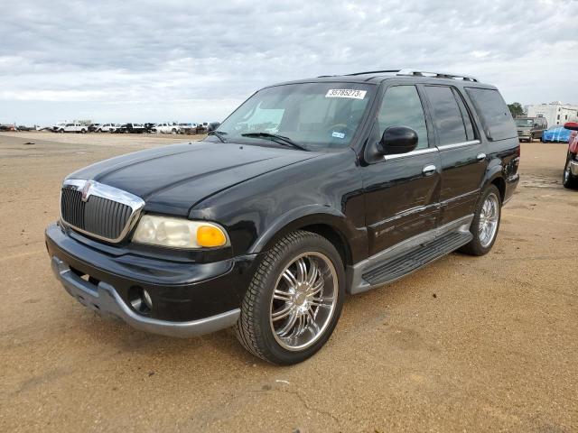 LINCOLN NAVIGATOR 2000 with VIN 5LMRU27A8YLJ15566 - Photo from auction