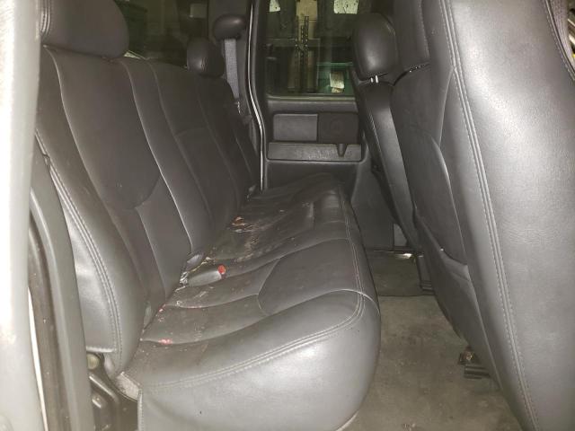 Photo 10 from auction – 2005 CHEVROLET SILVERADO with VIN 1GCEK19Z65Z219054