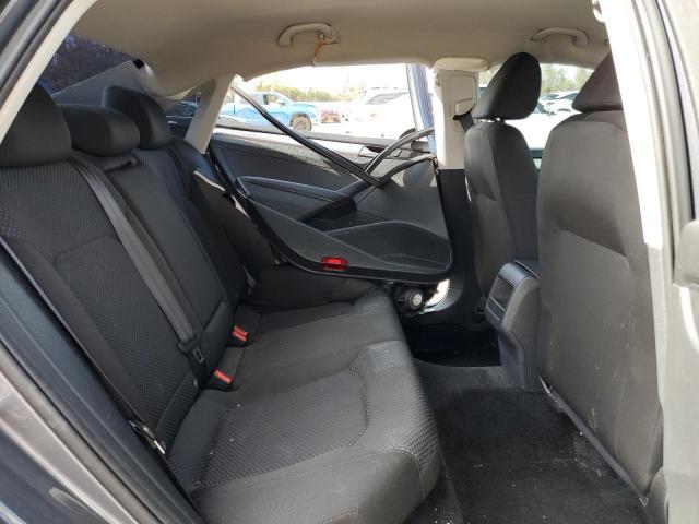 Photo 10 from auction – 2015 VOLKSWAGEN PASSAT S with VIN 1VWAT7A31FC076635