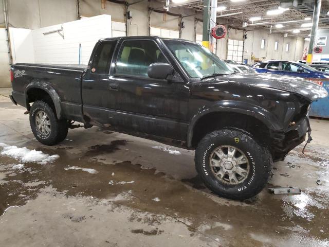 Photo 4 from auction – 2002 GMC SONOMA with VIN 1GTCT19W428215662