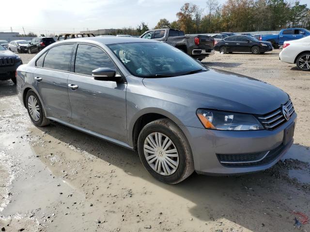 Photo 4 from auction – 2015 VOLKSWAGEN PASSAT S with VIN 1VWAT7A31FC076635