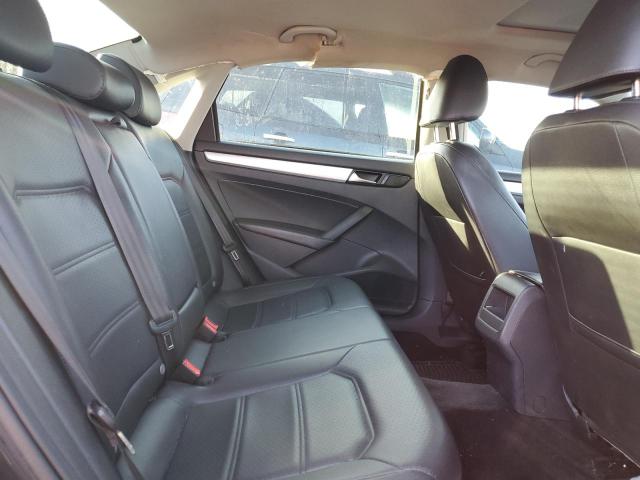 Photo 10 from auction – 2012 VOLKSWAGEN PASSAT SE with VIN 1VWBP7A38CC067676