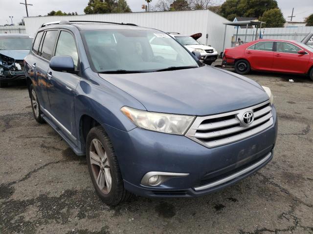 Photo 4 from auction – 2013 TOYOTA HIGHLANDER with VIN 5TDDK3EH6DS192930